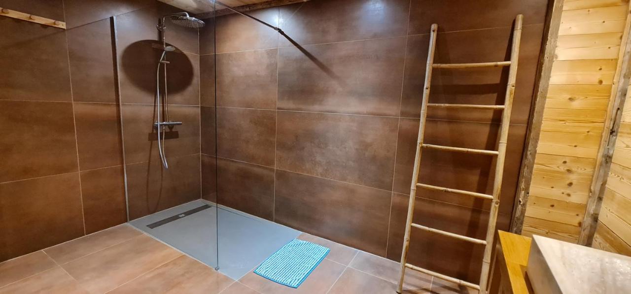 Chambres D'Hotes Le Repere Des Anges Et Spa Larnod Exteriör bild
