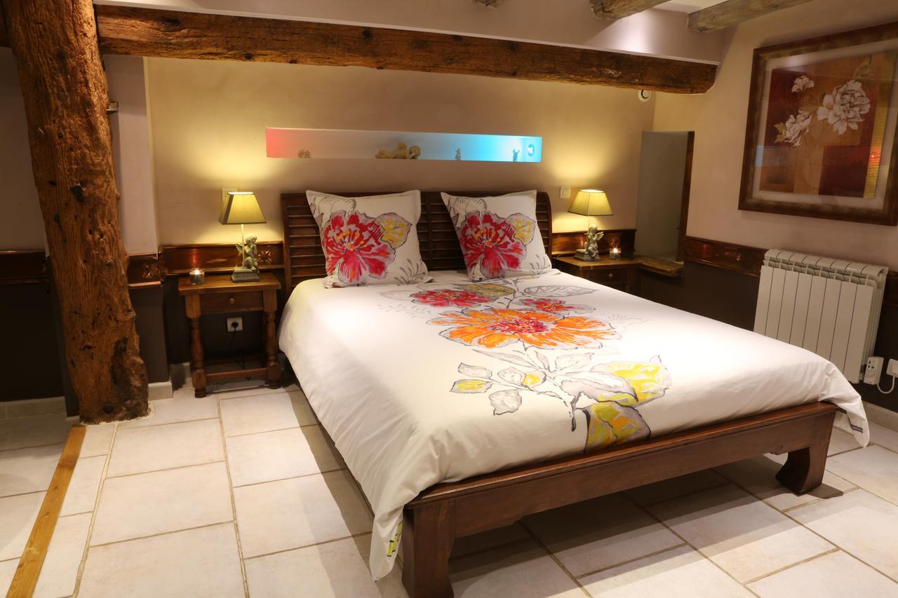 Chambres D'Hotes Le Repere Des Anges Et Spa Larnod Exteriör bild
