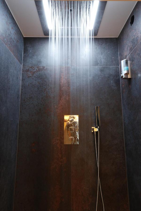 Chambres D'Hotes Le Repere Des Anges Et Spa Larnod Exteriör bild